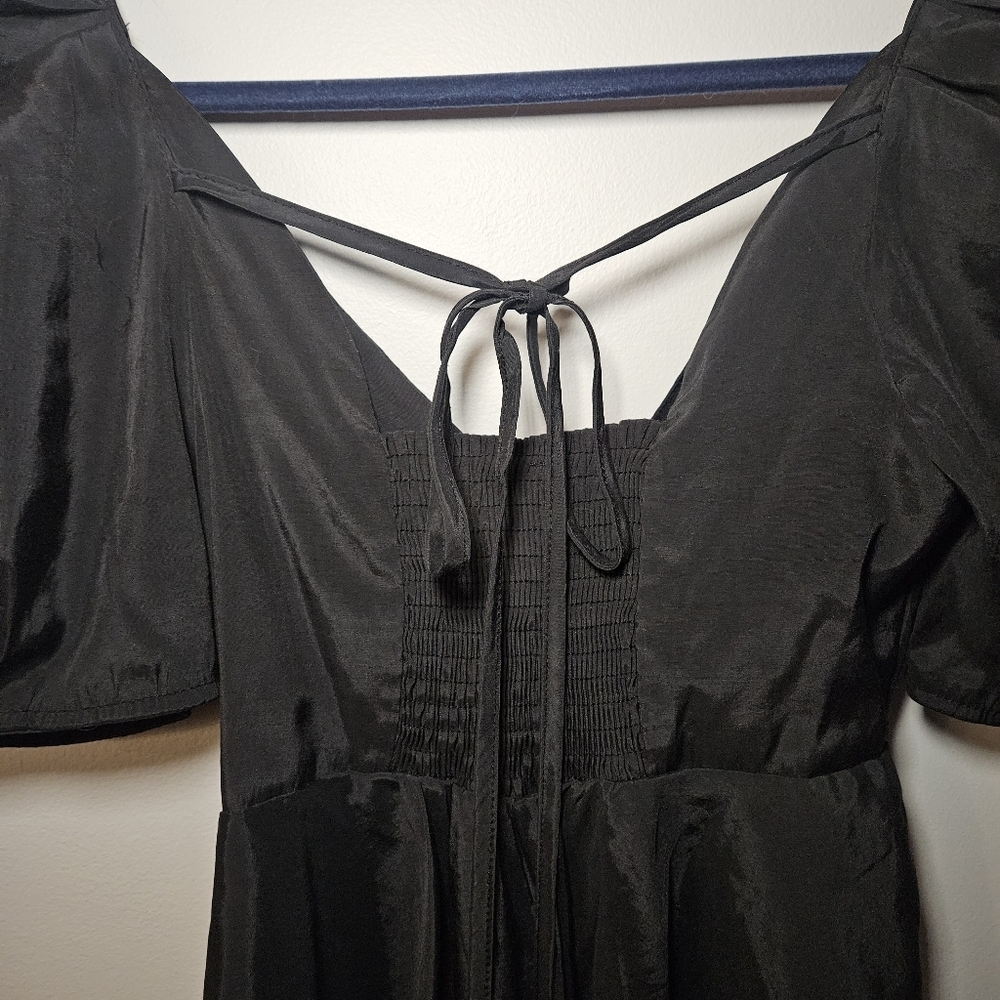 Cute Black Peplum Top With Puff Sleeves - Picture 4 of 7